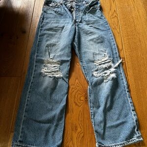 Levi’s Wide Leg Ribcage Jeans 28